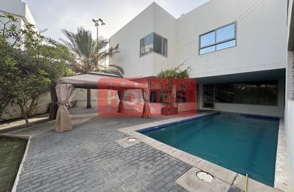 Villa - 4 Bedrooms - 5 Bathrooms for rent in Saar - Northern Governorate