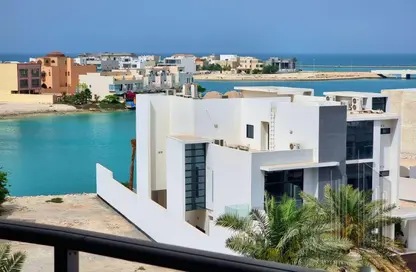 شقة - 2 غرف نوم - 2 حمامات للبيع في أمواج هومز - أمواج - المحرق