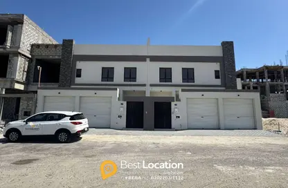 Villa - 4 Bedrooms - 6 Bathrooms for sale in Busaiteen - Muharraq Governorate