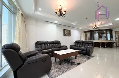 Apartment - 2 Bedrooms - 2 Bathrooms for rent in Al Juffair - Capital Governorate