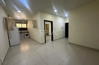 Apartment - 1 Bedroom - 1 Bathroom for rent in Tubli - Central Governorate