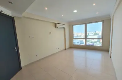 شقة - 2 غرف نوم - 2 حمامات للايجار في أم الحصم - المنامة - محافظة العاصمة