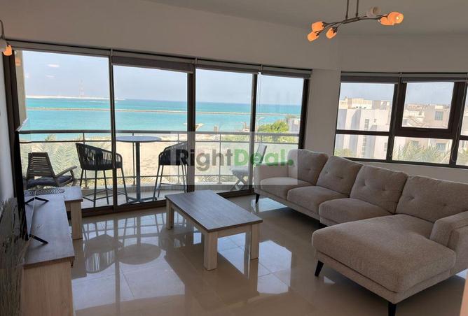 951153 - Property Image 2