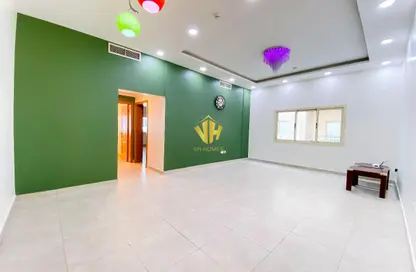 Apartment - 2 Bedrooms - 2 Bathrooms for rent in Al Juffair - Capital Governorate