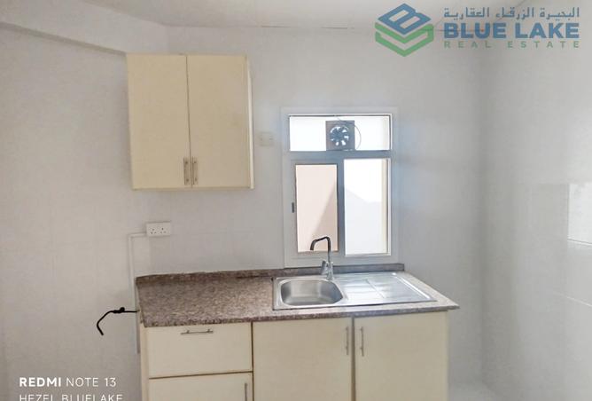 915015 - Property Image 2