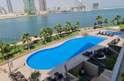 Apartment - 2 Bedrooms - 2 Bathrooms for rent in Reef Island - Capital Governorate