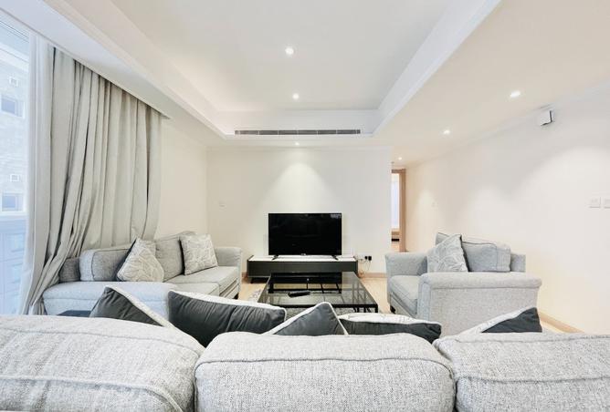 987886 - Property Image 2