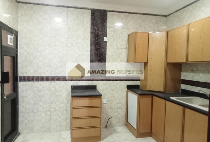 956633 - Property Image 3
