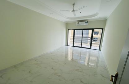 Apartment - 4 Bedrooms - 5 Bathrooms for sale in Hidd - Muharraq Governorate