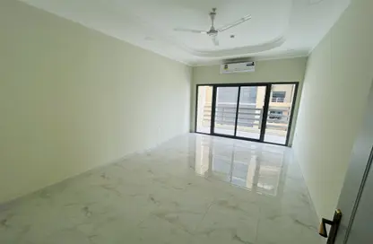 Apartment - 4 Bedrooms - 5 Bathrooms for sale in Hidd - Muharraq Governorate