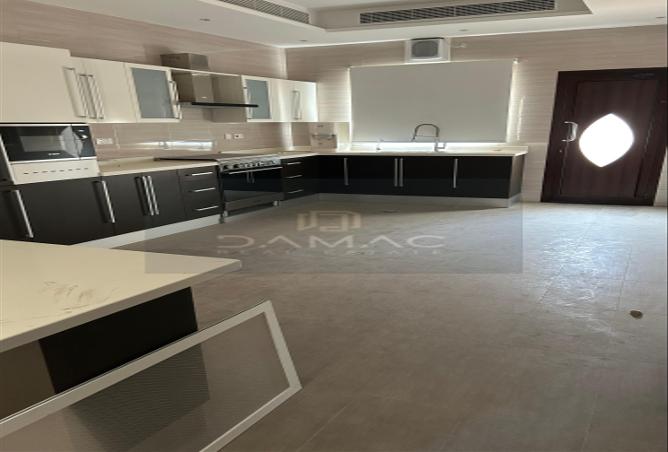 962644 - Property Image 2