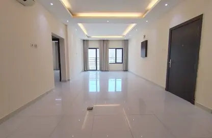 Apartment - 3 Bedrooms - 3 Bathrooms for rent in Hidd - Muharraq Governorate