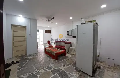 Compound - 1 Bedroom - 1 Bathroom for rent in Hamad Town - Northern Governorate