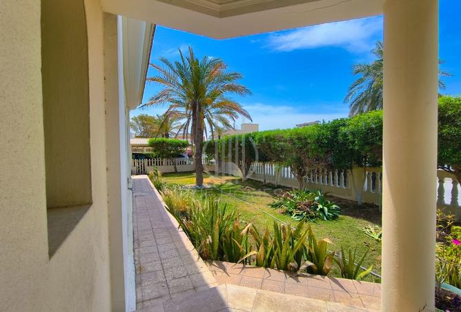 985819 - Property Image 3