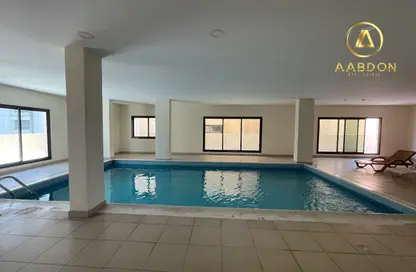 Apartment - 2 Bedrooms - 3 Bathrooms for rent in Sanabis - Manama - Capital Governorate