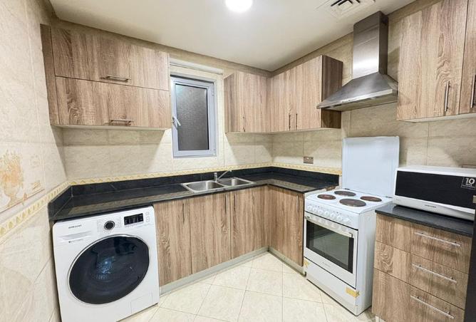 987740 - Property Image 3