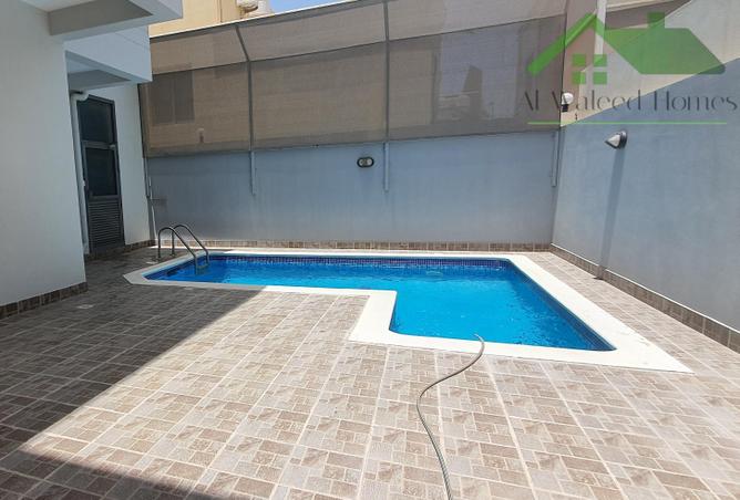 726185 - Property Image 2