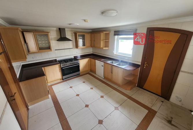 978835 - Property Image 3