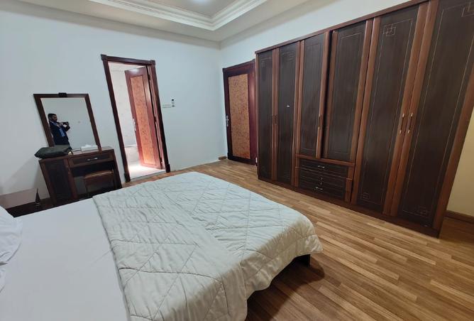 980312 - Property Image 3