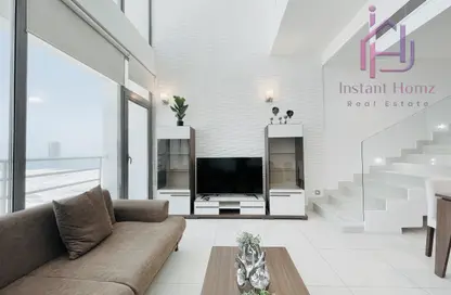 Apartment - 3 Bedrooms - 4 Bathrooms for rent in Al Juffair - Capital Governorate