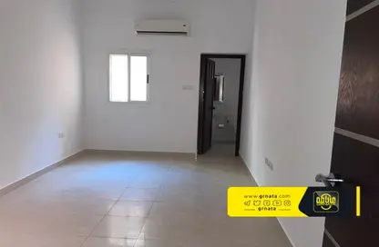 Apartment - 3 Bedrooms - 3 Bathrooms for rent in Nuwaidrat - Central Governorate