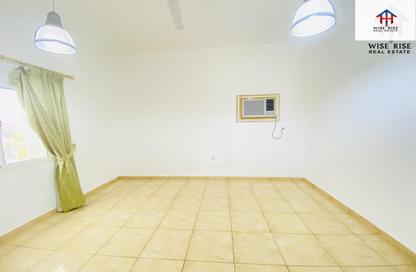 Apartment - 2 Bedrooms - 2 Bathrooms for rent in Um Al Hasam - Manama - Capital Governorate