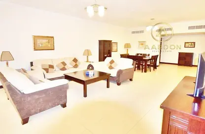 Living / Dining Room image for: Apartment - 2 Bedrooms - 3 Bathrooms for rent in Al Juffair - Capital Governorate, Image 1