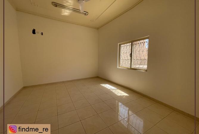 960213 - Property Image 3
