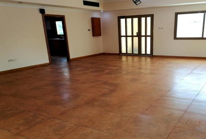 978297 - Property Image 2