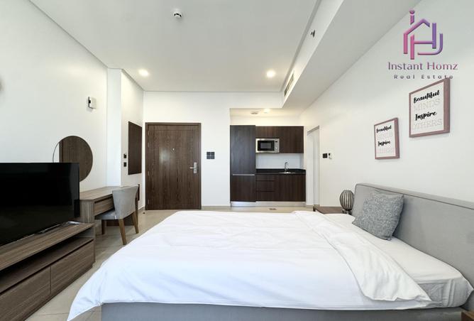 958192 - Property Image 2