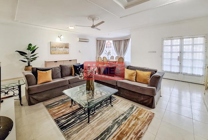 934066 - Property Image 2
