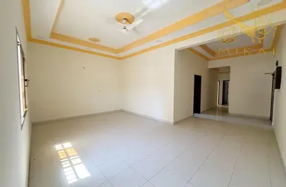 Apartment - 3 Bedrooms - 2 Bathrooms for rent in Busaiteen - Muharraq Governorate