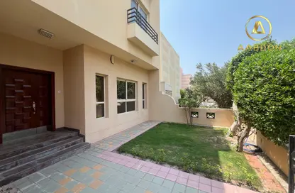 Villa - 4 Bedrooms - 4 Bathrooms for rent in Janabiya - Northern Governorate
