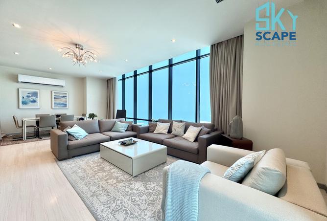 978745 - Property Image 2