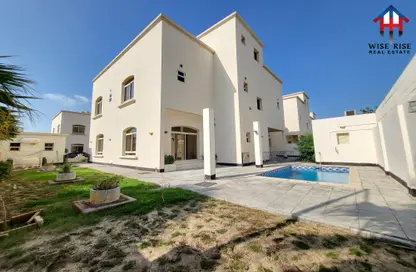 Compound - 4 Bedrooms - 5 Bathrooms for rent in Saar - Northern Governorate