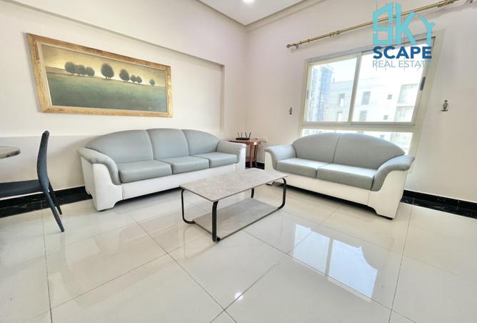 987372 - Property Image 2