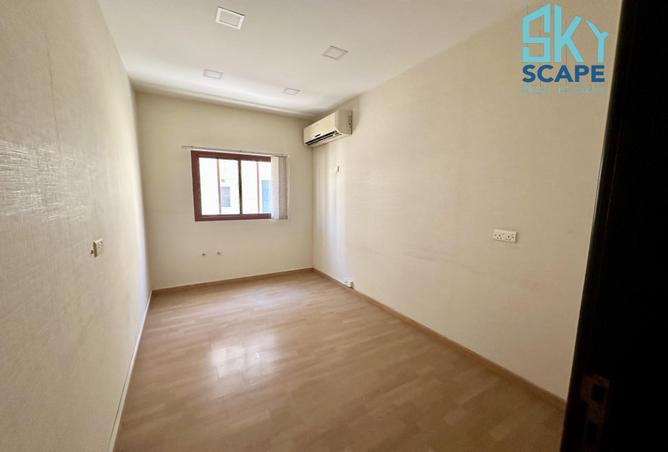 966227 - Property Image 2