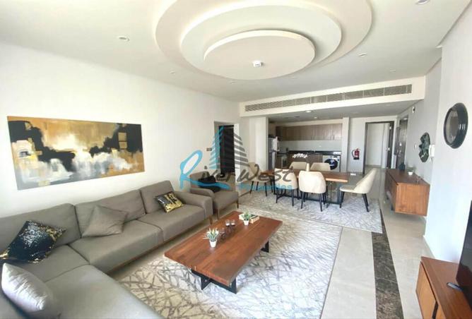 956534 - Property Image 2