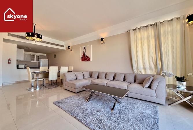 988011 - Property Image 2