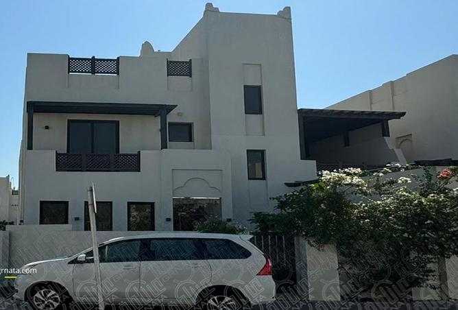 954568 - Property Main Image