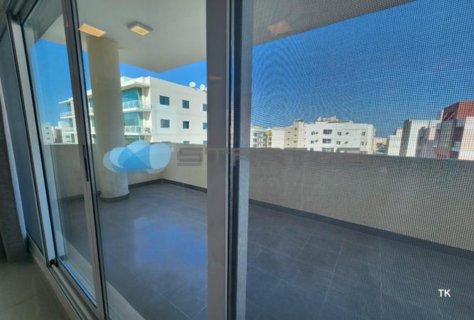 873686 - Property Image 3