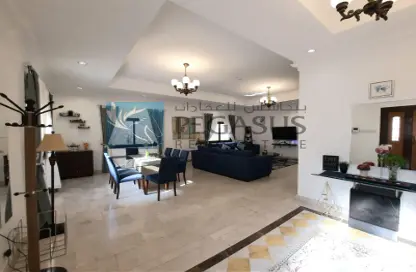 Living / Dining Room image for: Villa - 3 Bedrooms - 4 Bathrooms for rent in Busaiteen - Muharraq Governorate, Image 1
