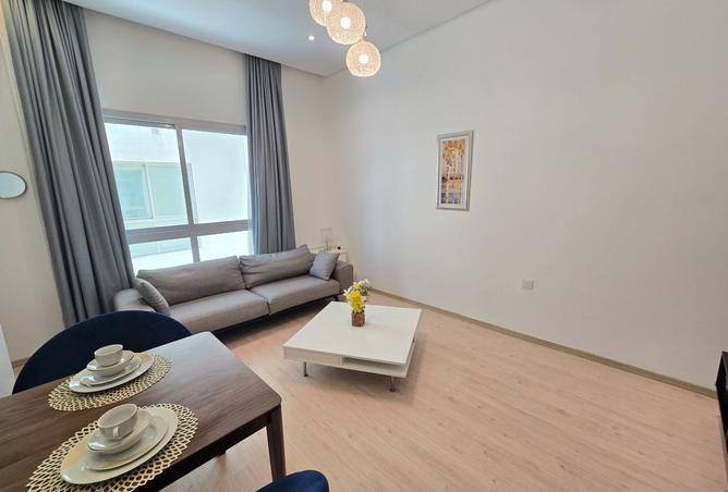 965816 - Property Image 2