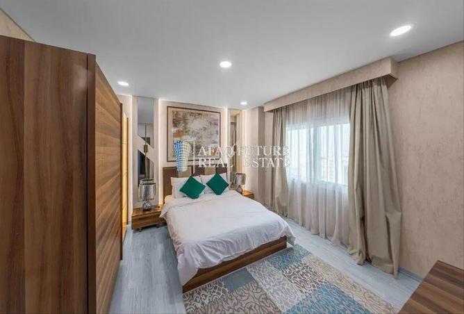 974326 - Property Image 2