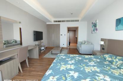 Apartment - 1 Bathroom for rent in Sanabis - Manama - Capital Governorate