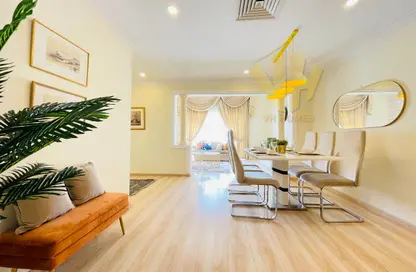 Apartment - 2 Bedrooms - 2 Bathrooms for rent in Mahooz - Manama - Capital Governorate