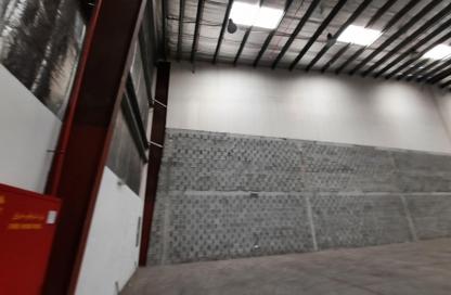 Warehouse - Studio for rent in Hidd - Muharraq Governorate
