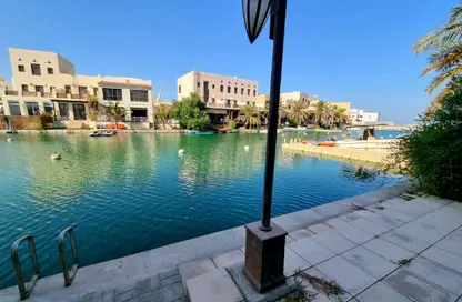 فيلا - 2 غرف نوم - 3 حمامات للبيع في مدينة المرسى - أمواج - المحرق