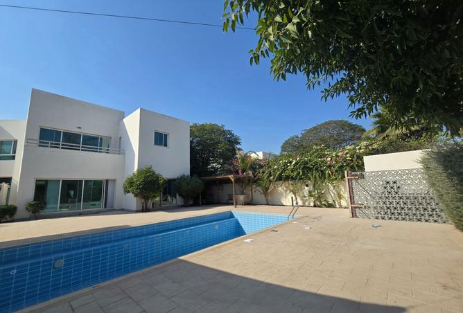 991848 - Property Image 3