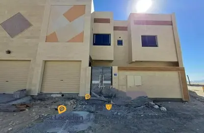 Villa - 3 Bedrooms - 5 Bathrooms for sale in Arad - Muharraq Governorate